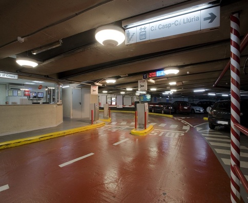 Parking Saba Bamsa Plaça Urquinaona - Barcelona