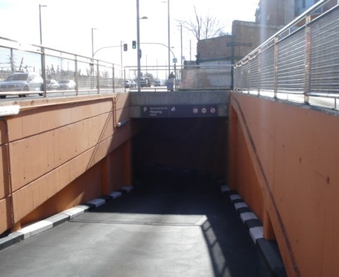 Parking Saba Lleida Train Station