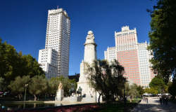 Parkings in Plaza de España, Madrid